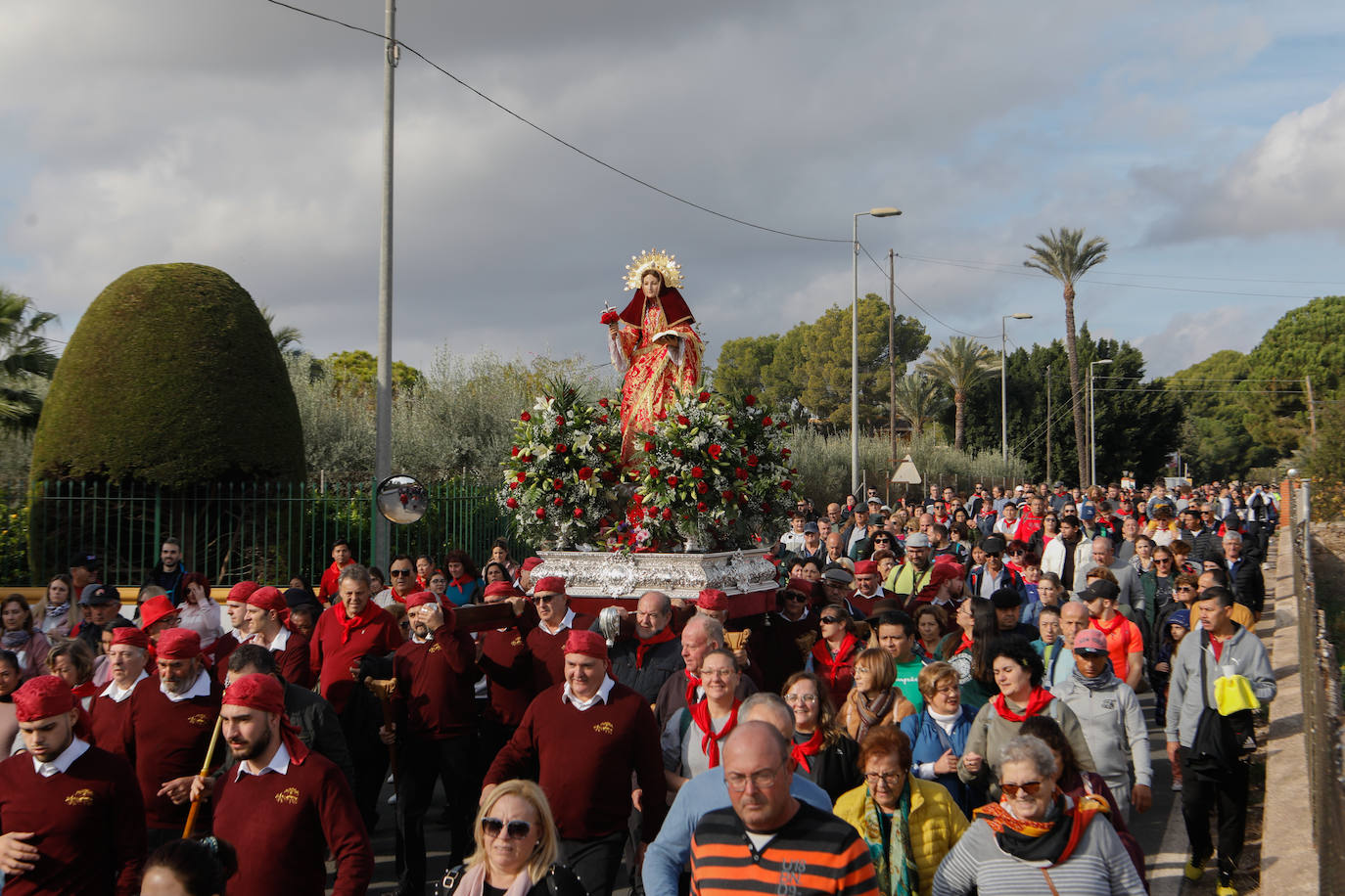 Fotos: La Santa reúne a 10.000 romeros en su bajada a Totana tras el parón de la pandemia