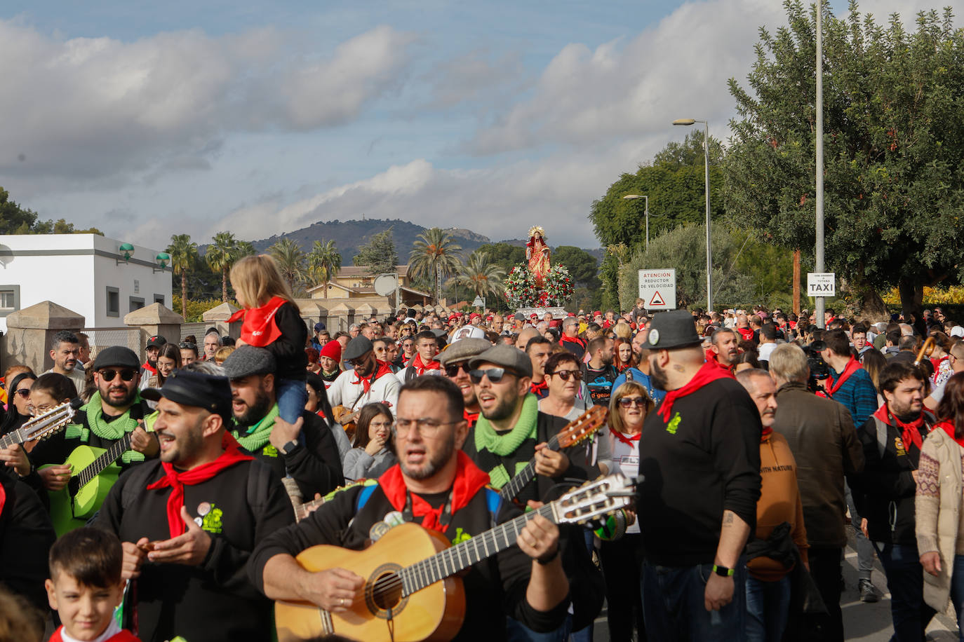 Fotos: La Santa reúne a 10.000 romeros en su bajada a Totana tras el parón de la pandemia