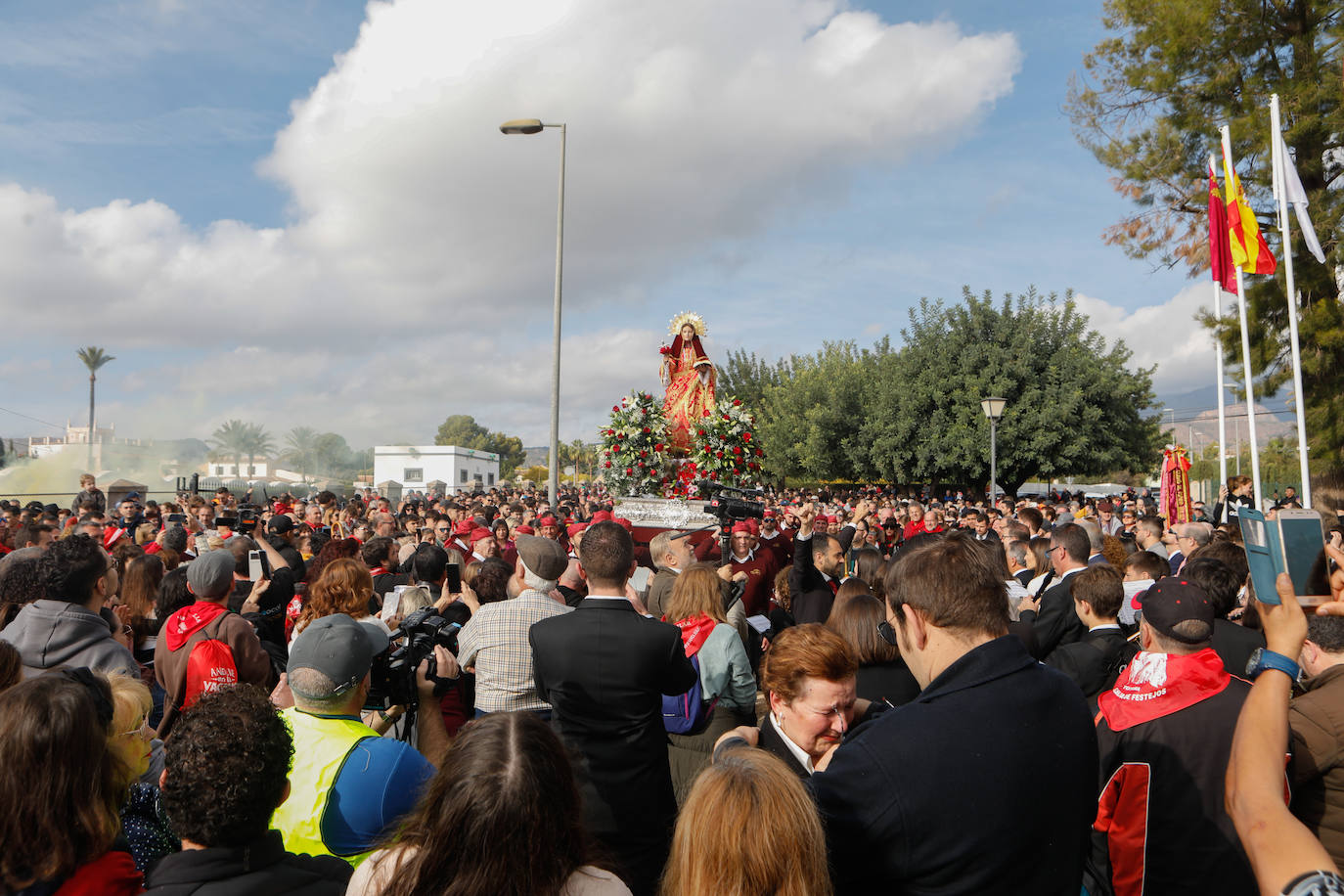 Fotos: La Santa reúne a 10.000 romeros en su bajada a Totana tras el parón de la pandemia