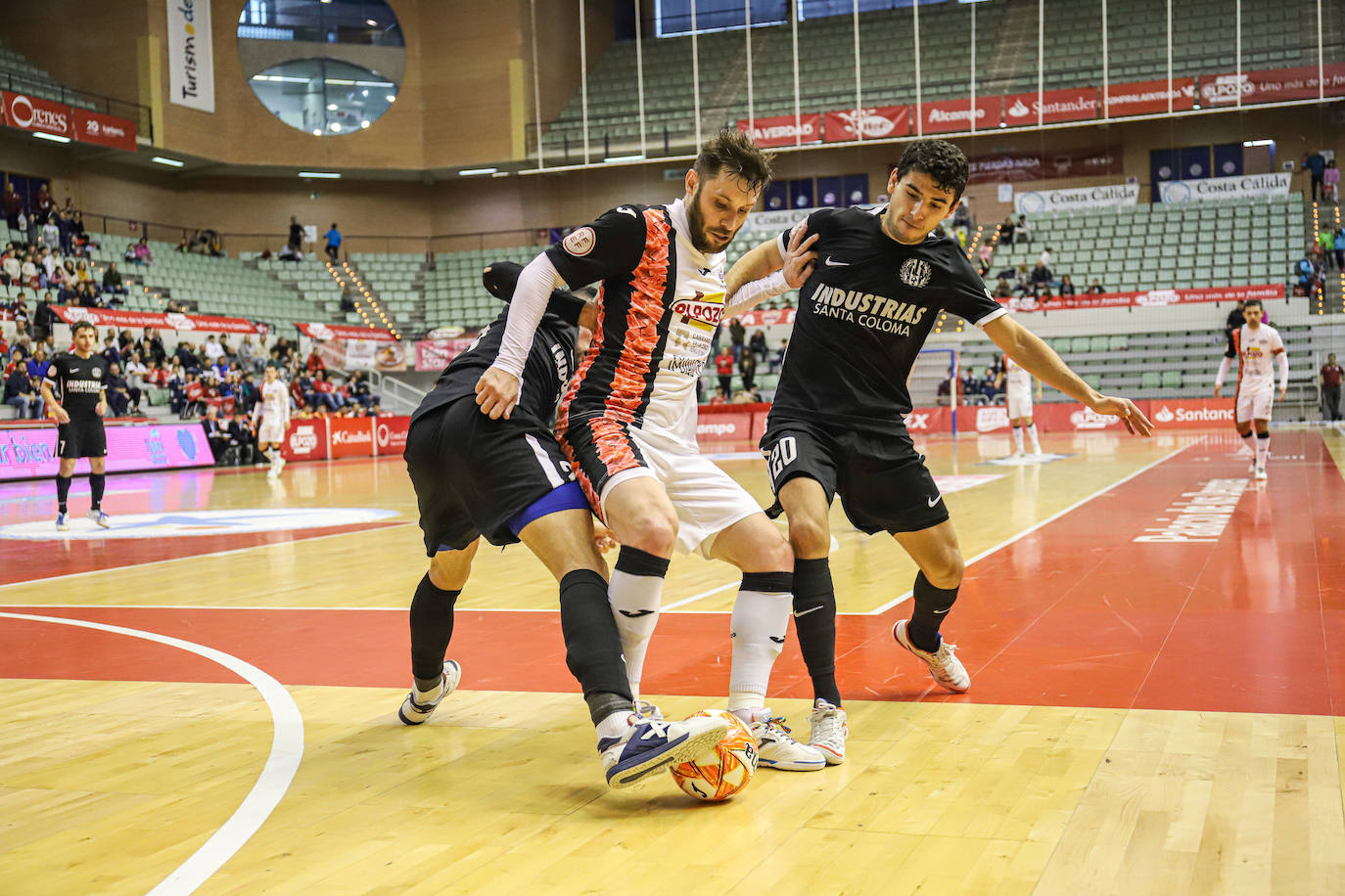Fotos: La victoria de ElPozo Murcia frente al Industrias Santa Coloma, en imágenes