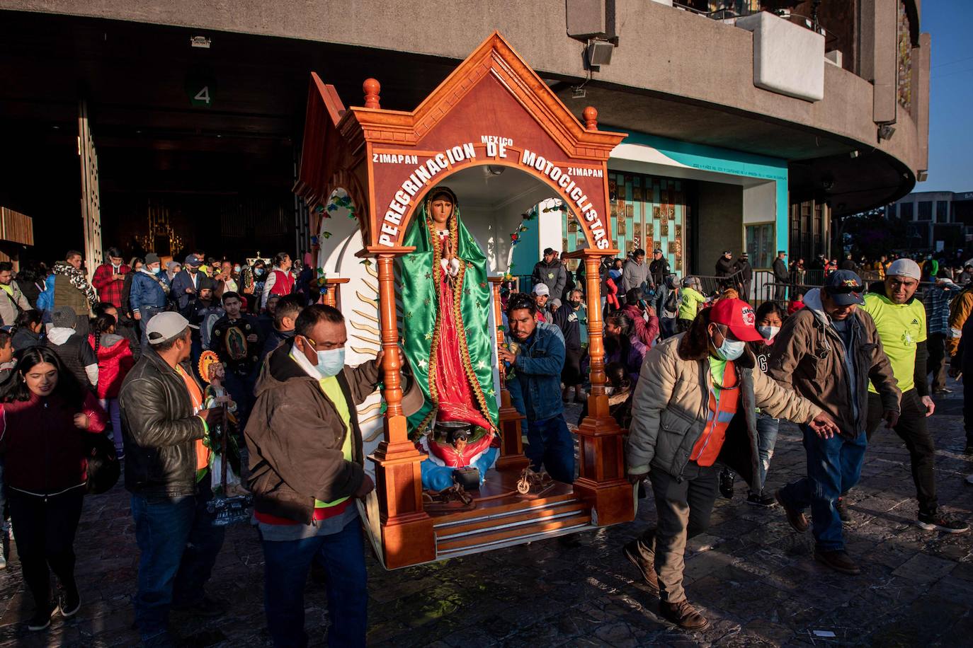 Fotos: Rendidos a la Virgen de Guadalupe