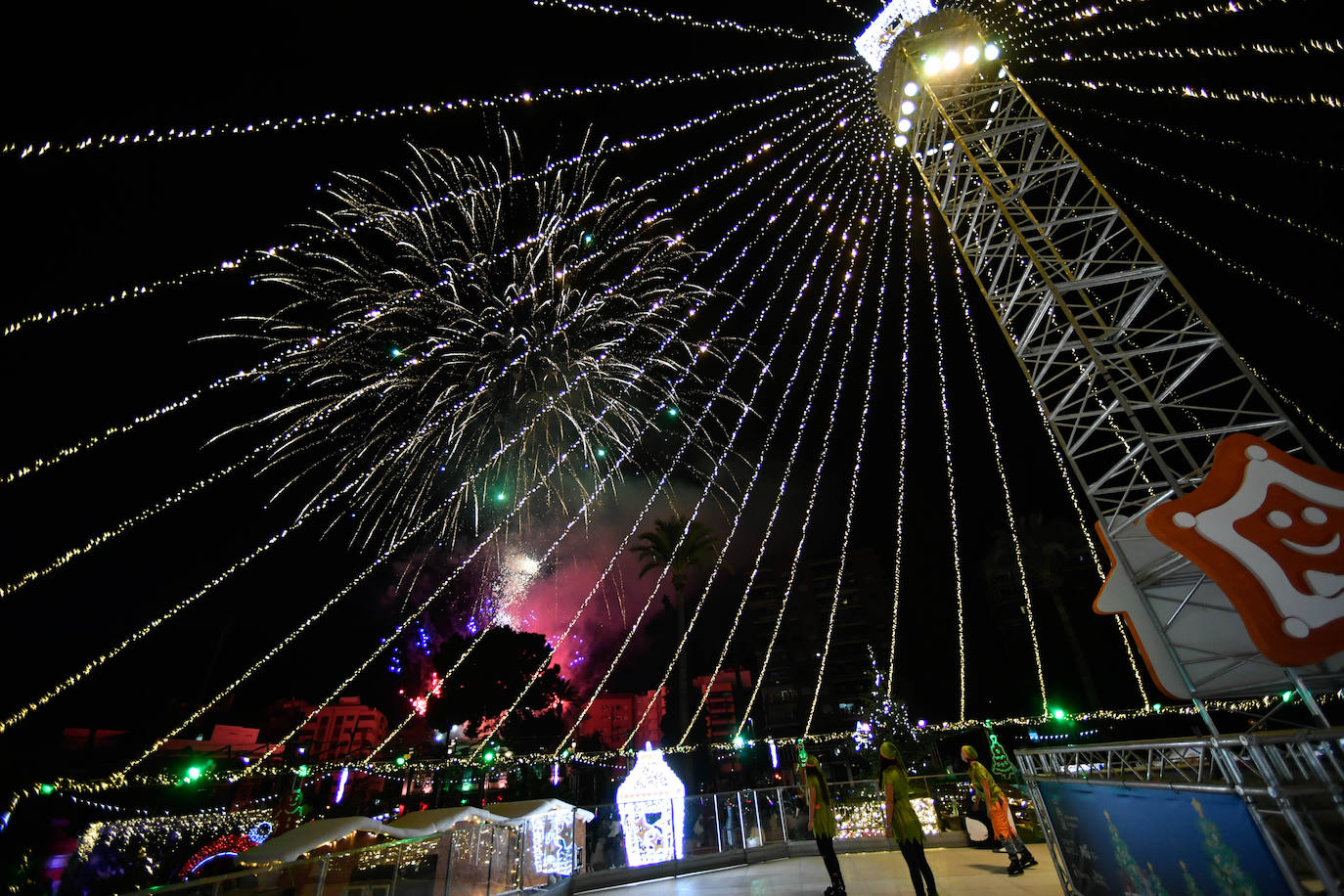 Fotos: Encendido de las luces navideñas en Murcia