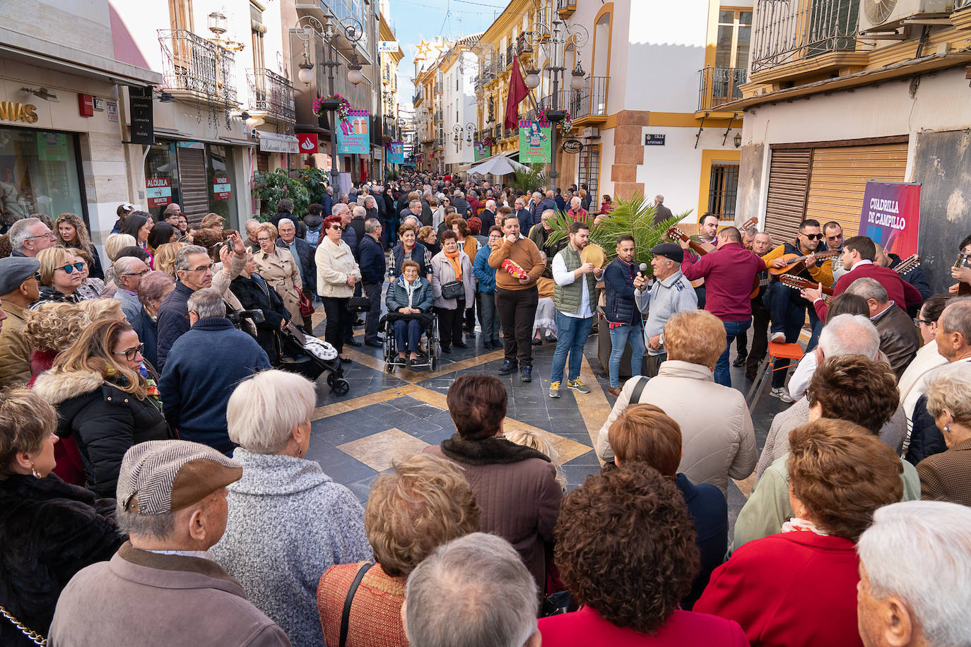 Fotos: Platillos y laúdes en la Corredera de Lorca