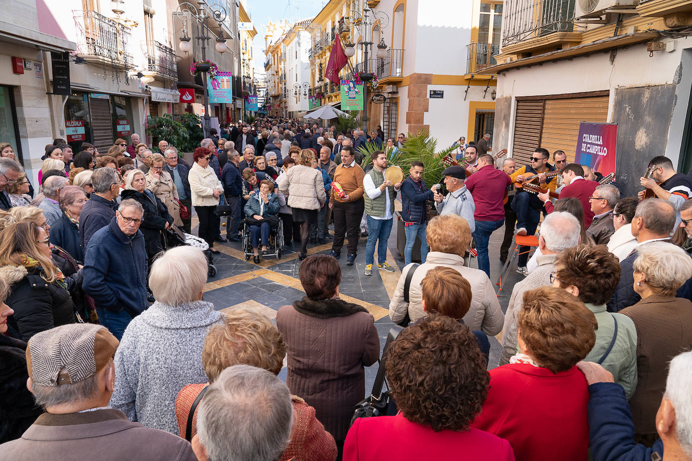 Fotos: Platillos y laúdes en la Corredera de Lorca
