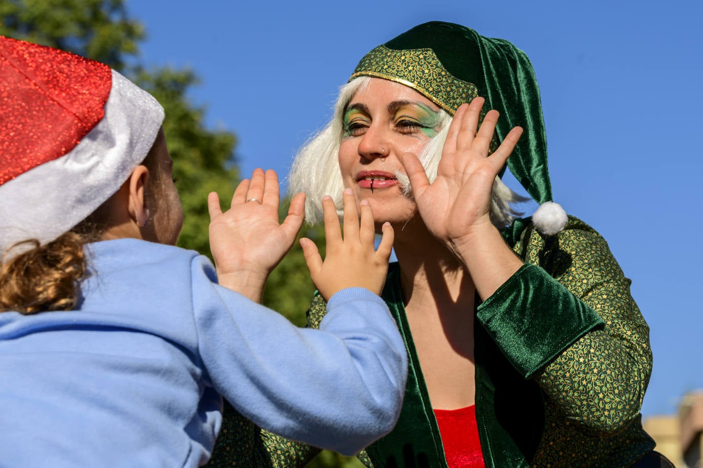 Fotos: El desfile de Papá Noel en Murcia, en imágenes