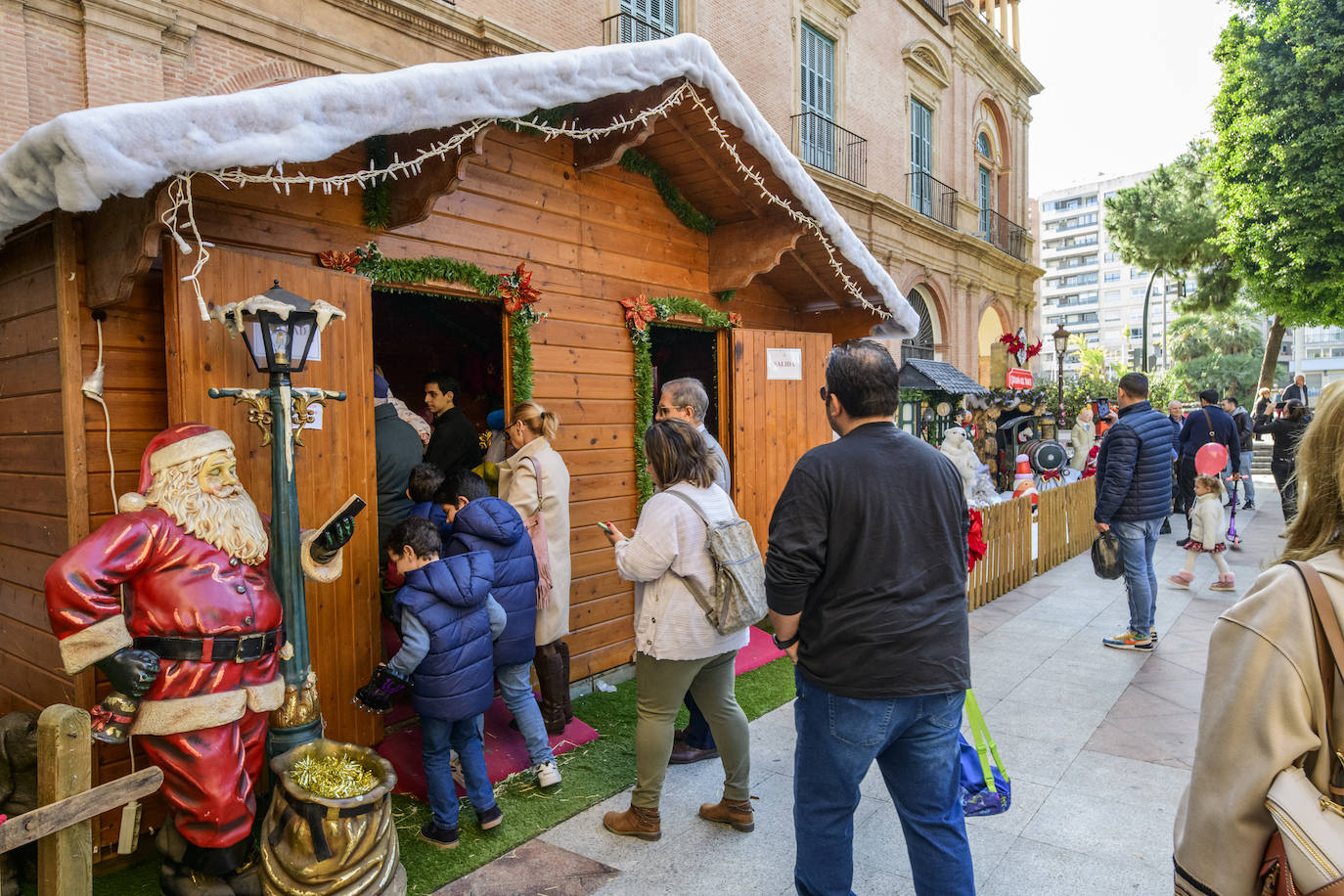 Fotos: Murcia se llena de ambiente de navideño este lunes