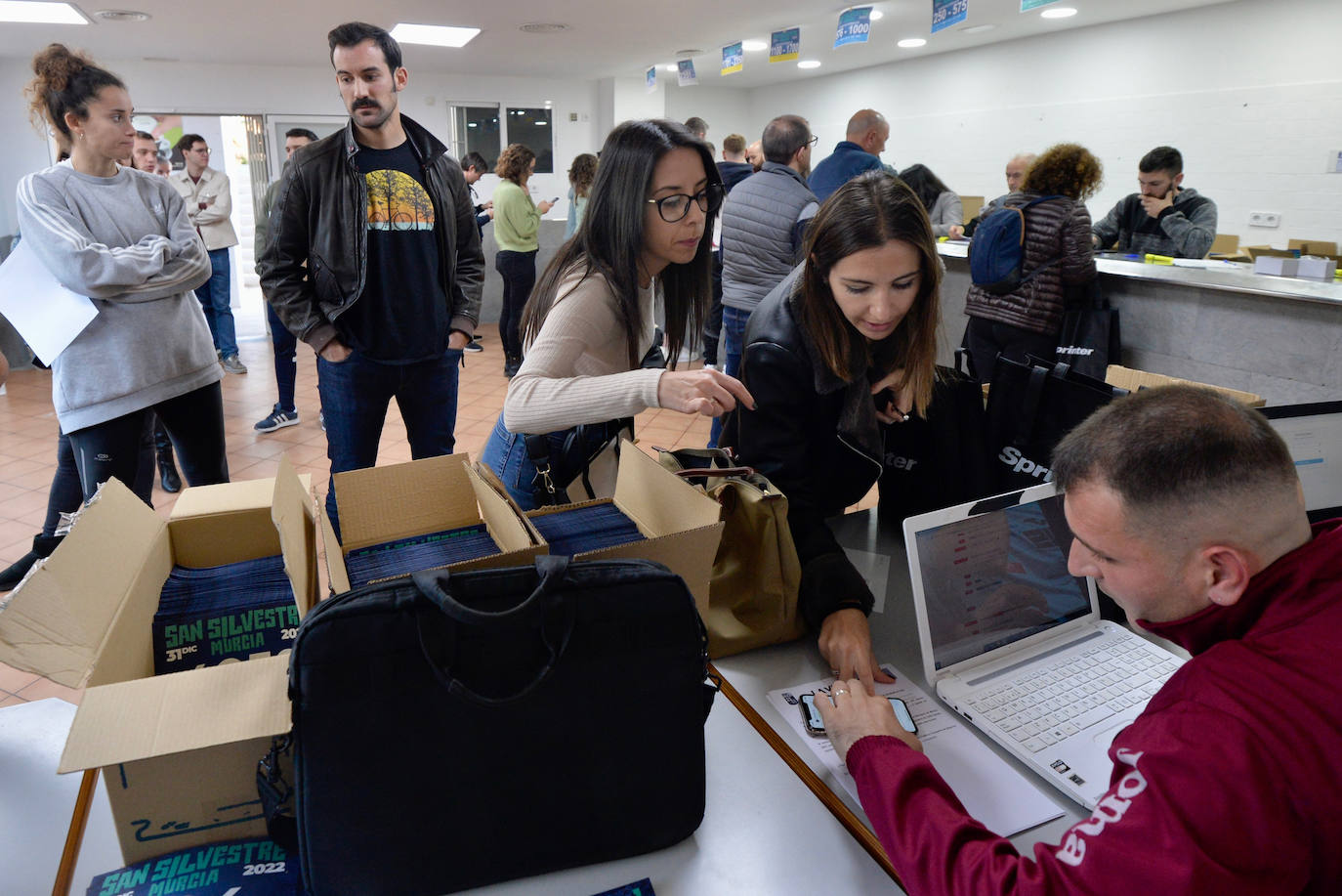 Fotos: Recogida de dorsales de la San Silvestre de Murcia 2022