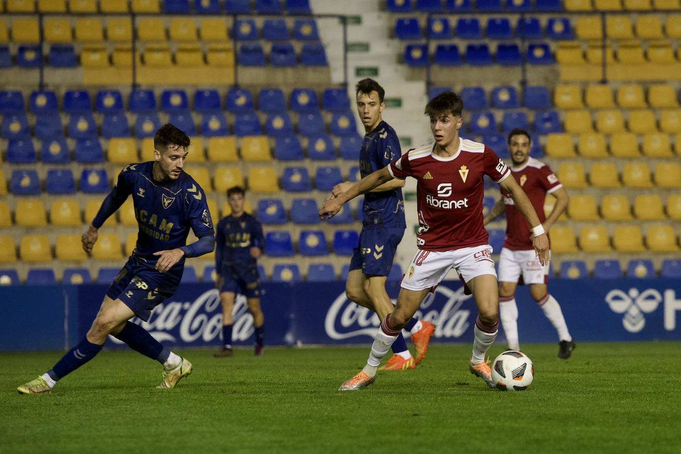 Fotos: Derbi benéfico del UCAM ante el Real Murcia