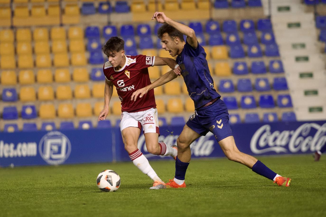 Fotos: Derbi benéfico del UCAM ante el Real Murcia