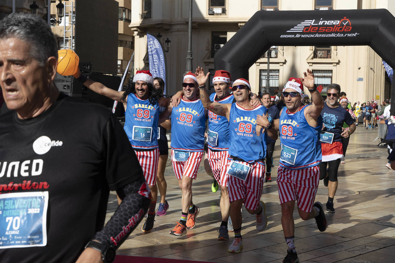 Fotos: Las imágenes de la carrera de la San Silvestre de Cartagena 2022