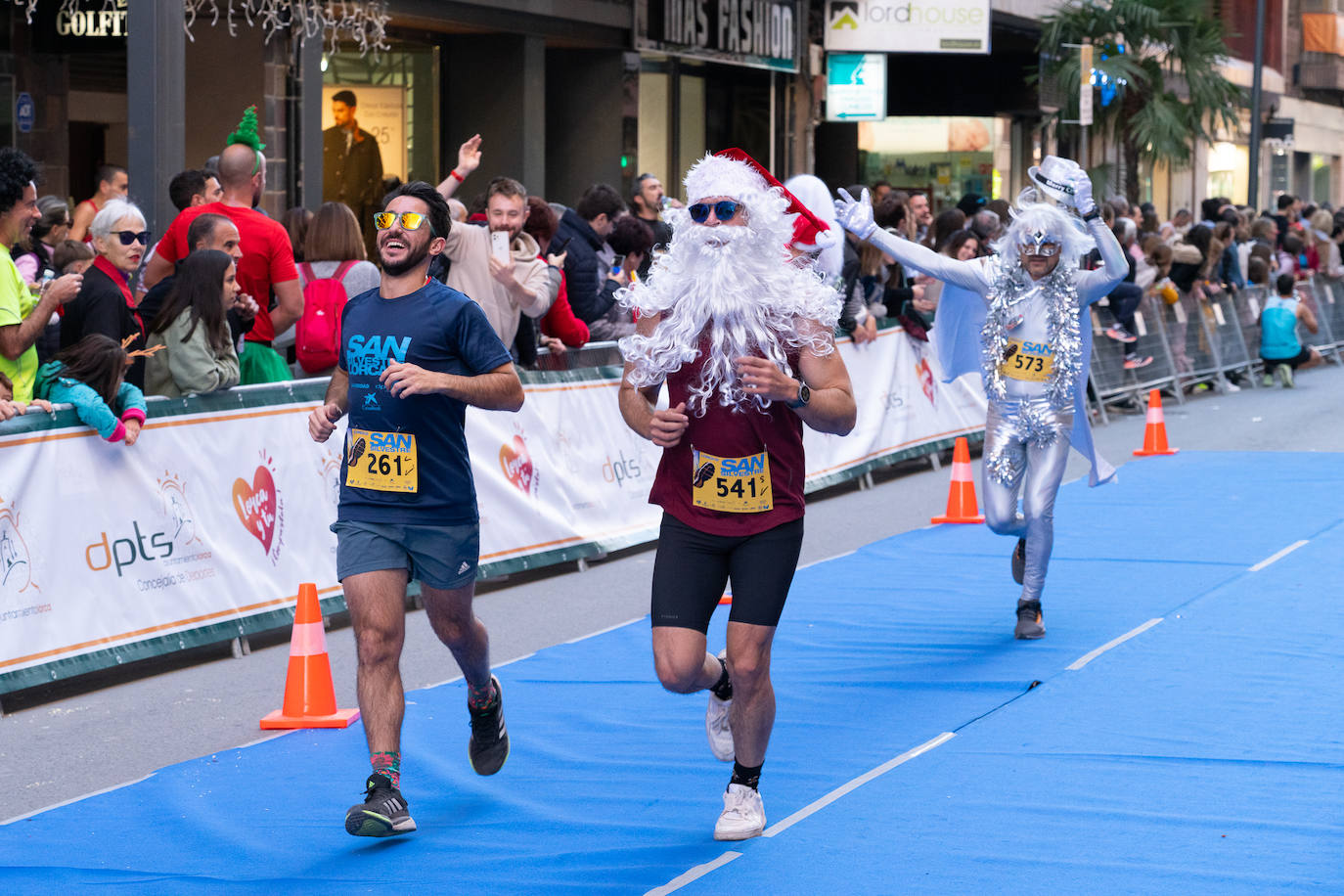 Fotos: Los mejores disfraces de la San Silvestre de Lorca 2022