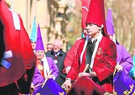 El cortejo de las cofradías Vía Passionis, en la plaza de Santo Domingo.