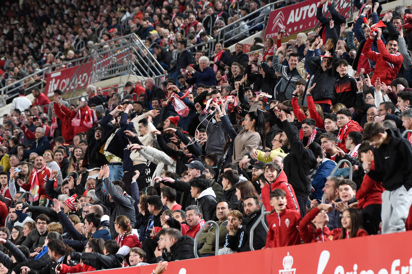 Las imágenes del Real Murcia-Barça B (1-1)