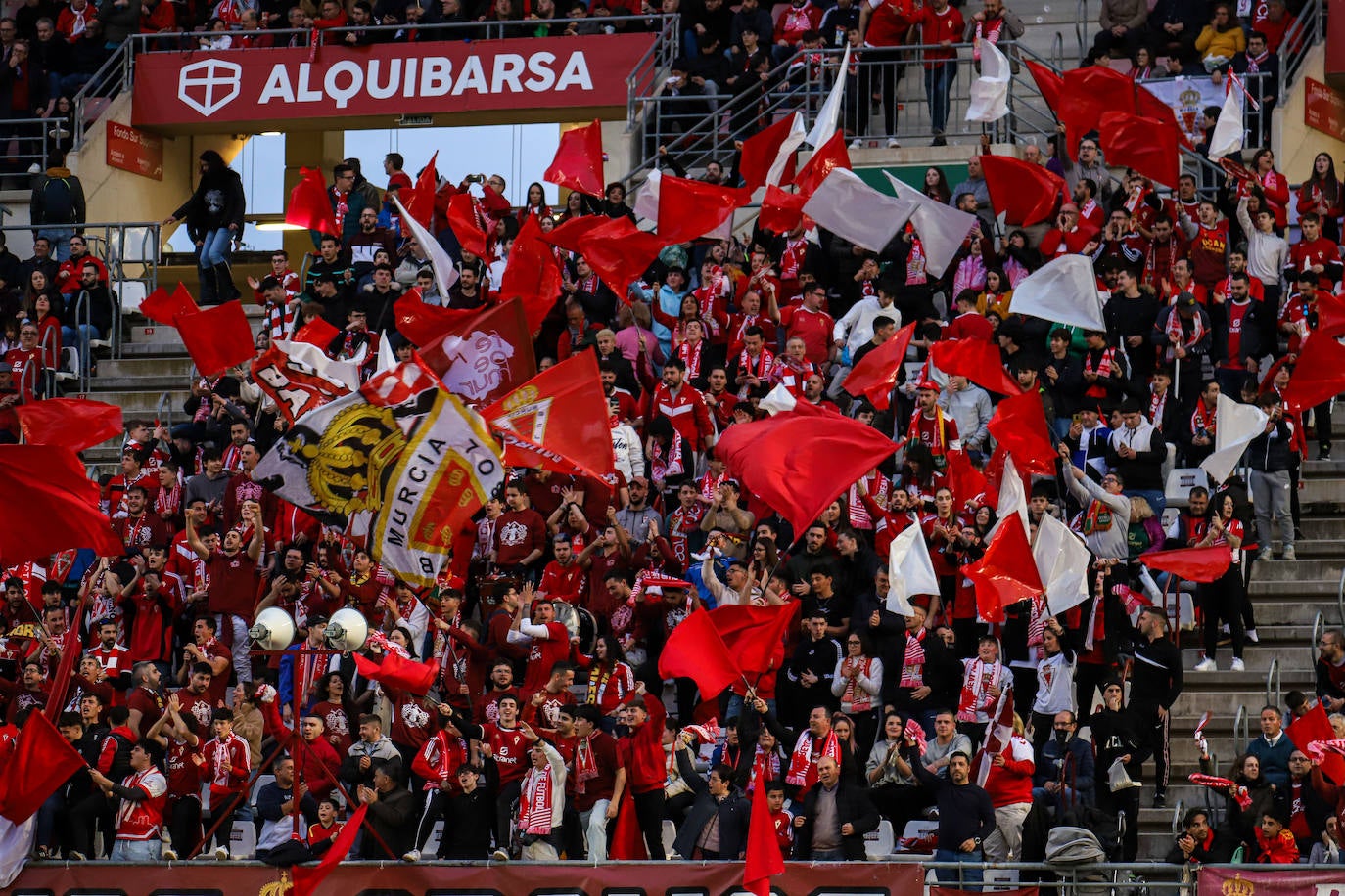 Las imágenes del Real Murcia-Barça B (1-1)