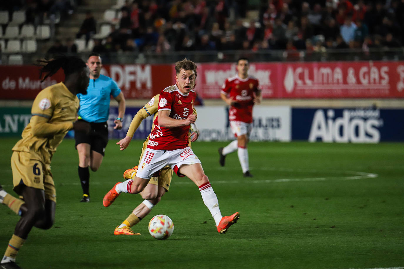 Las imágenes del Real Murcia-Barça B (1-1)
