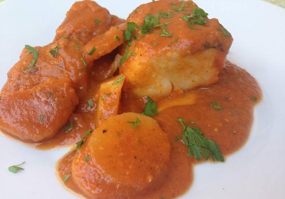 Bacalao fresco con tomate