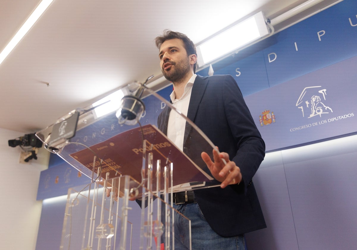 Javier Sánchez Serna, en el Congreso de los Diputados.
