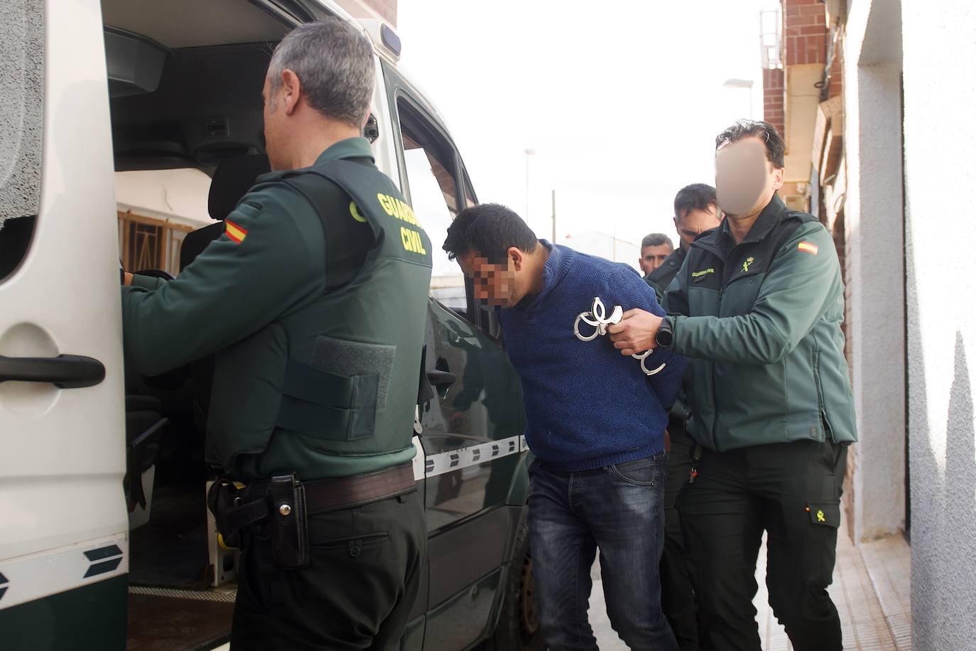 La macrorredada de Torre Pacheco para dar con la &#039;banda de las gasolineras&#039;, en imágenes