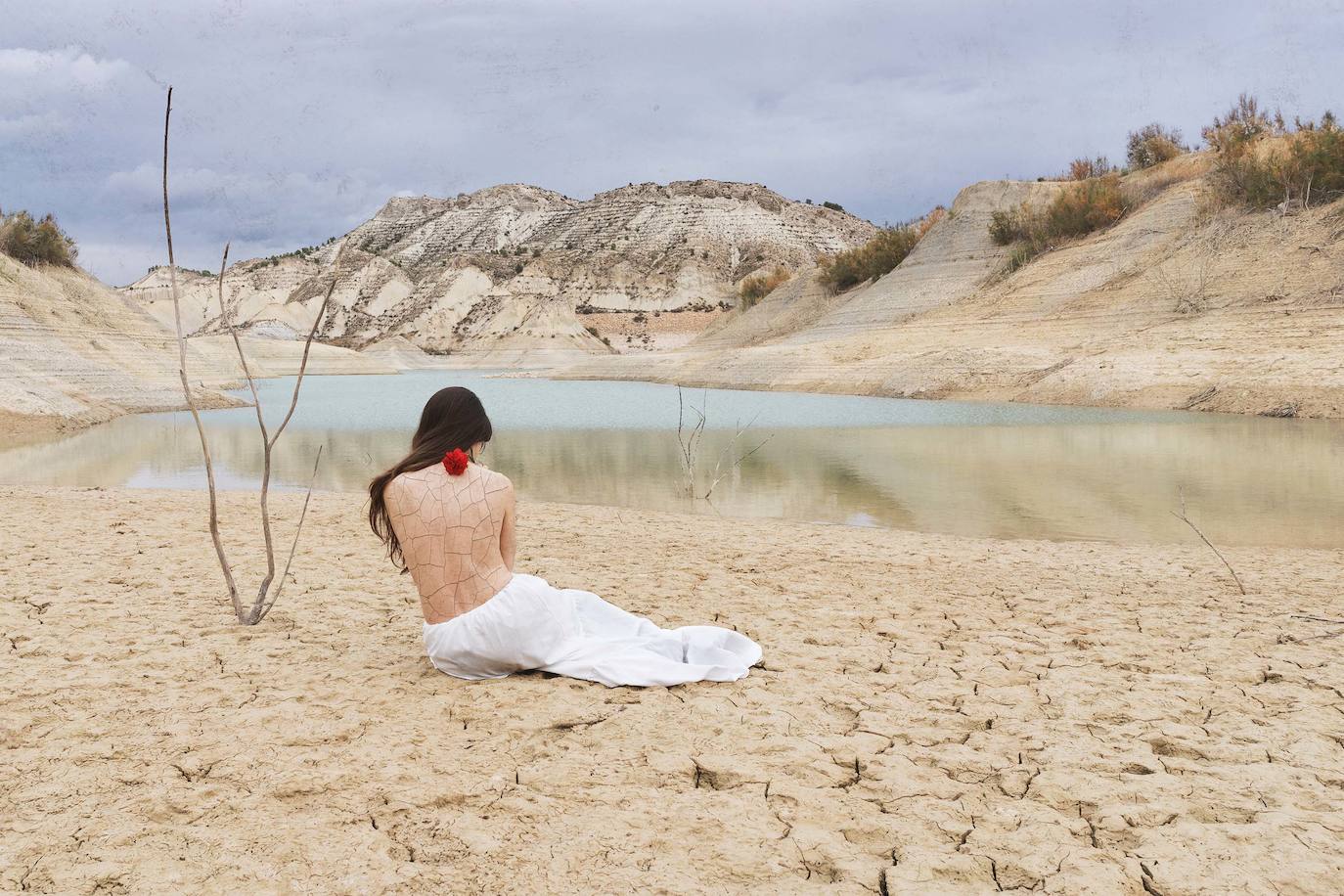 Inquietudes y emociones de la mujer protagonizan &#039;Inraizadas&#039;