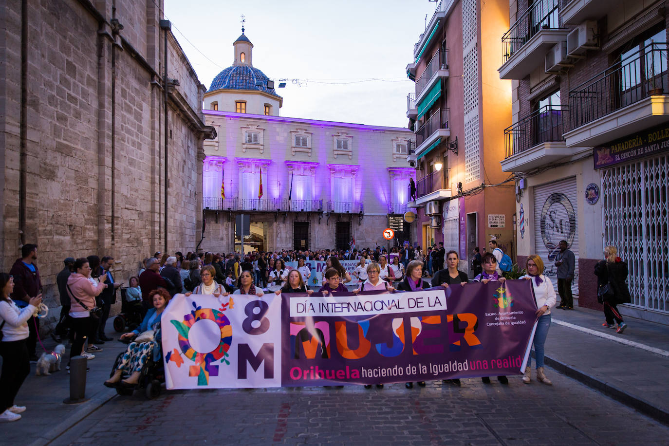 La manifestación del 8M de Orihuela, en imágenes