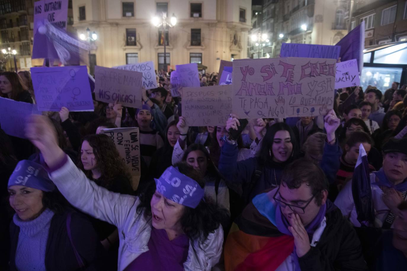 La manifestación del Día de la Mujer en Cartagena, en imágenes