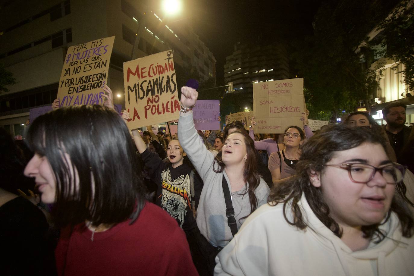 La manifestación del Día de la Mujer en Murcia, en imágenes