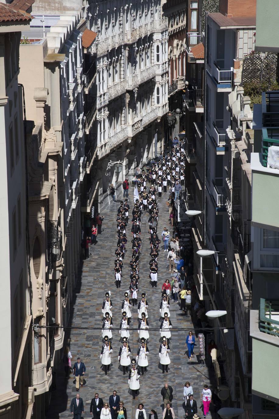 Los granaderos marrajos honran la gesta del militar Martín Álvarez