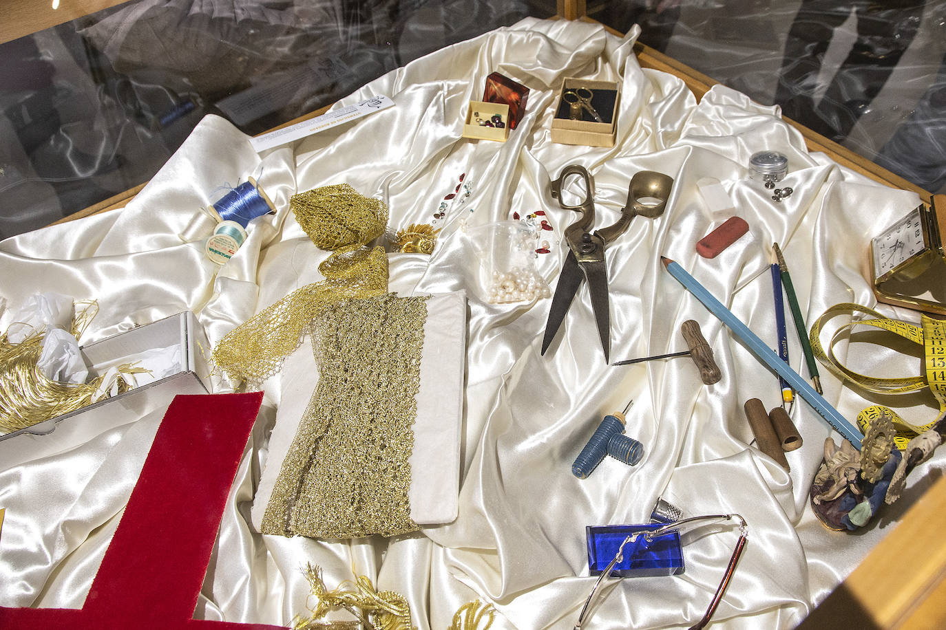 Exposición de bordados de Antoñita Sánchez en Cartagena