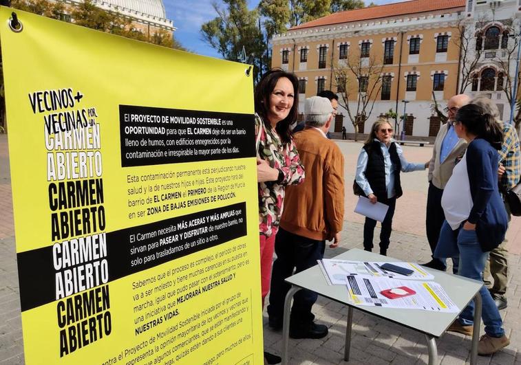 Presentación del movimiento 'Carmen Abierto', en el Cuartel de Artillería.