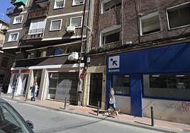 Uno de los edificios de Murcia donde se produjo la redada.