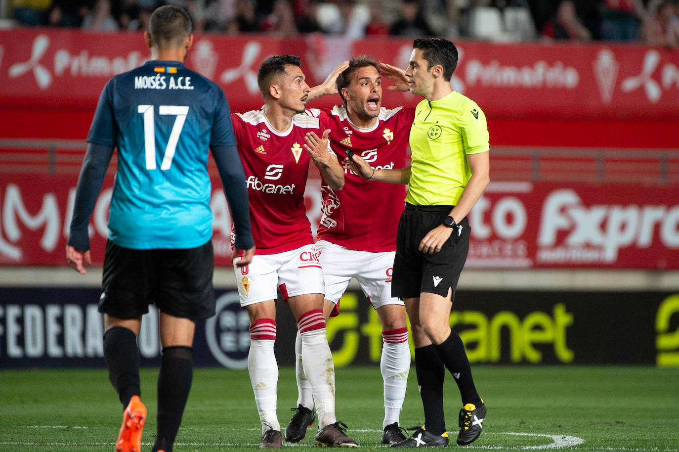 El empate del Real Murcia frente a La Nucía, en imágenes