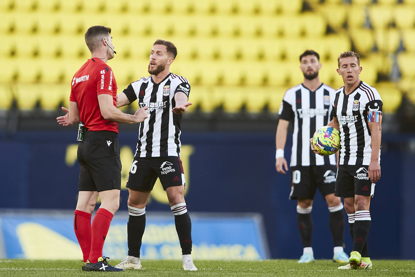 La derrota del Cartagena frente al Villarreal B, en imágenes