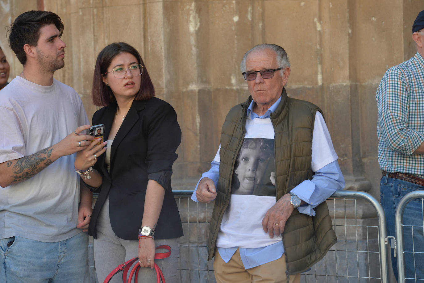 La Procesión del Ángel recorre el centro de Murcia