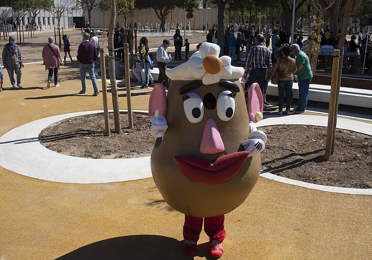 La inauguración del nuevo &#039;Parque Almansa&#039; en San Javier, en imágenes