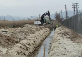 Obras acometidas en la acequia Churra la Vieja, a su paso por la pedanía de Monteagudo.