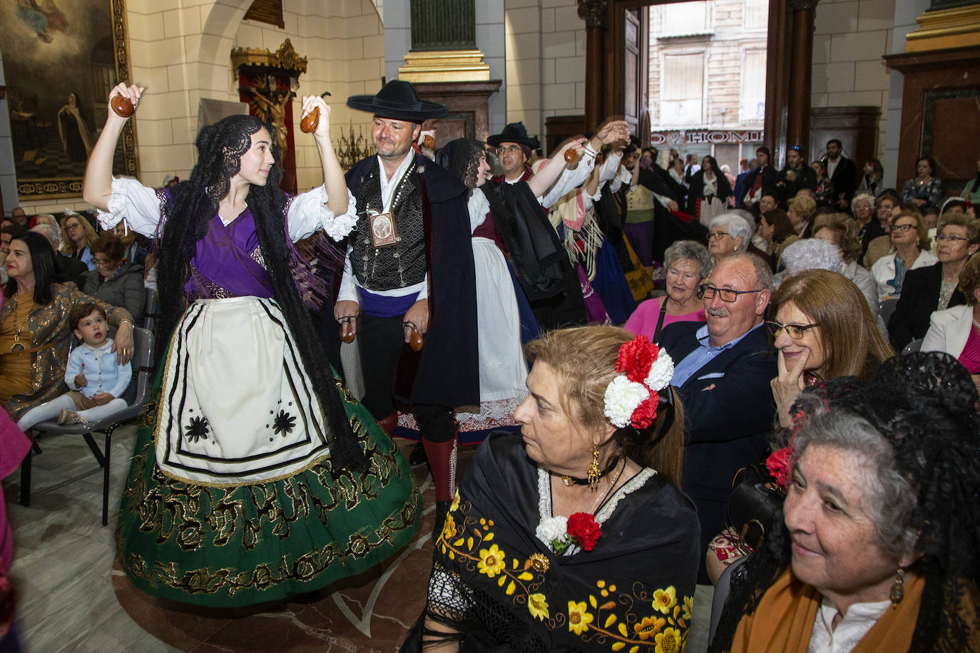 La ofrenda a la Virgen de la Caridad de Cartagena, en imágenes