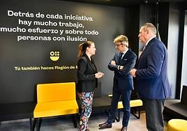 La alcaldesa de Fortuna se reúne con el consejero de Economía.