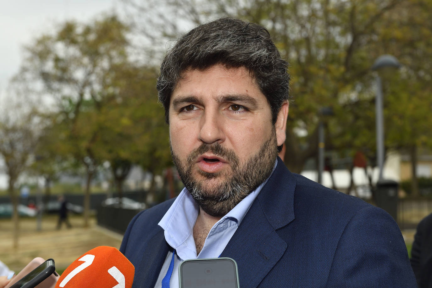 Primera convención regional de descentralización del PP en Murcia, en imágenes