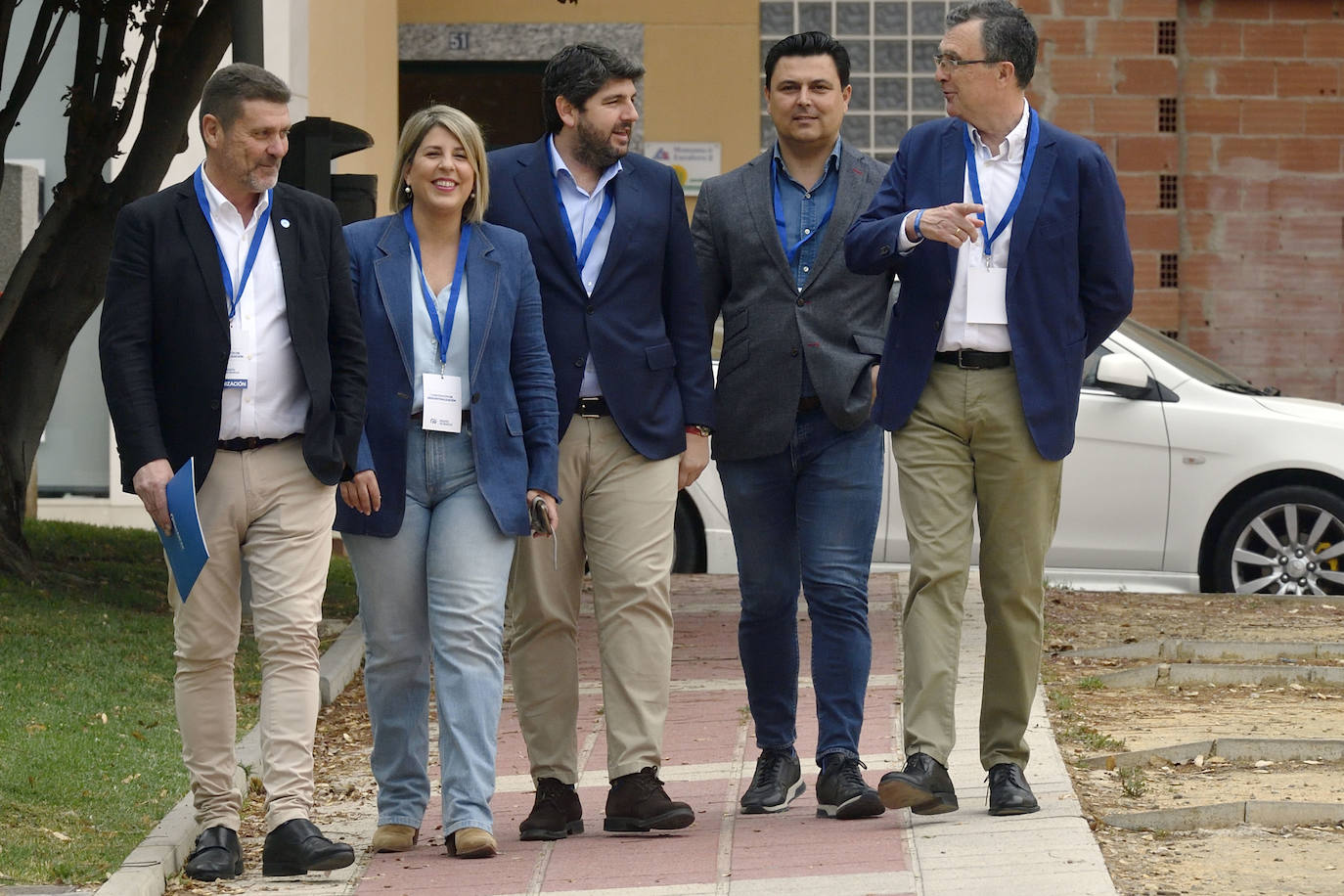 Primera convención regional de descentralización del PP en Murcia, en imágenes