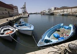 Imagen de archivo de una patera en el Puerto de Cartagena.