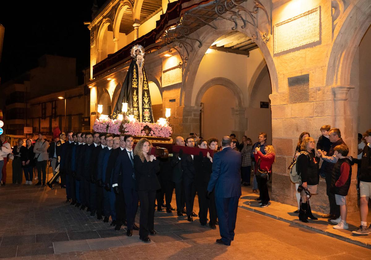 Procesión de la Santísima Virgen de la Soledad de Lorca, en imágenes
