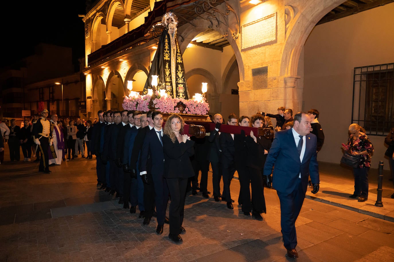 Procesión de la Santísima Virgen de la Soledad de Lorca, en imágenes