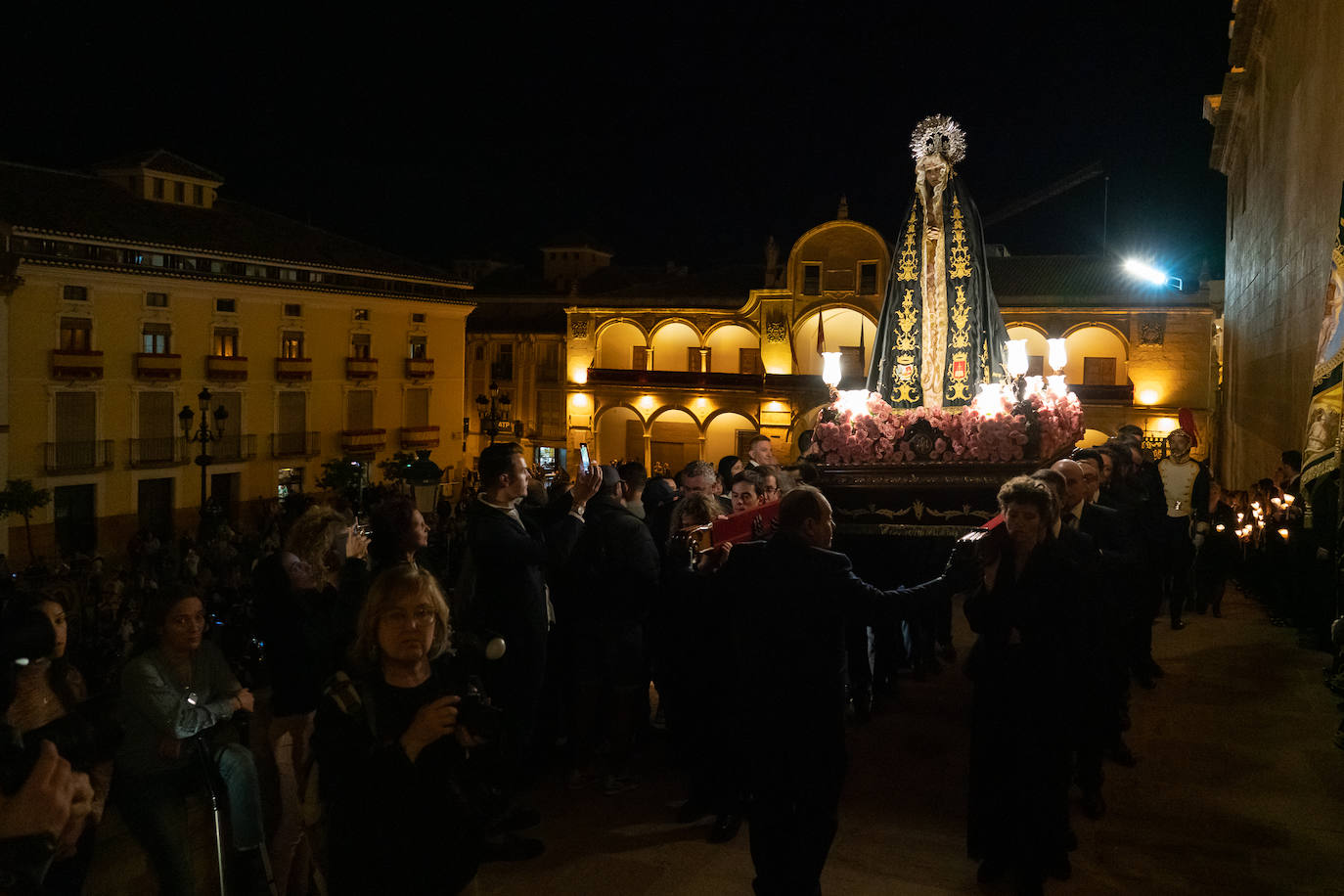 Procesión de la Santísima Virgen de la Soledad de Lorca, en imágenes