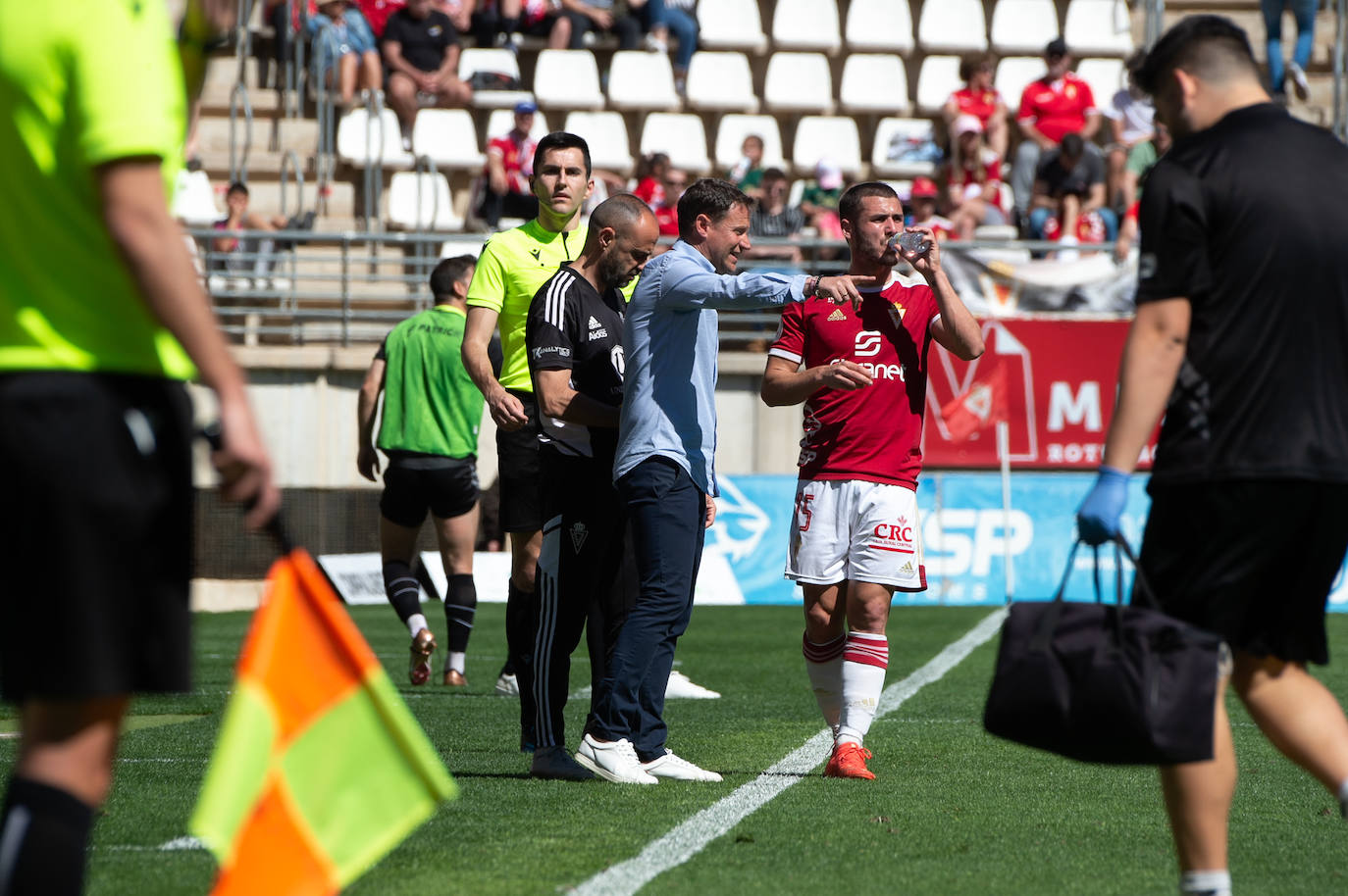 La victoria del Real Murcia frente al Cornellà, en imágenes