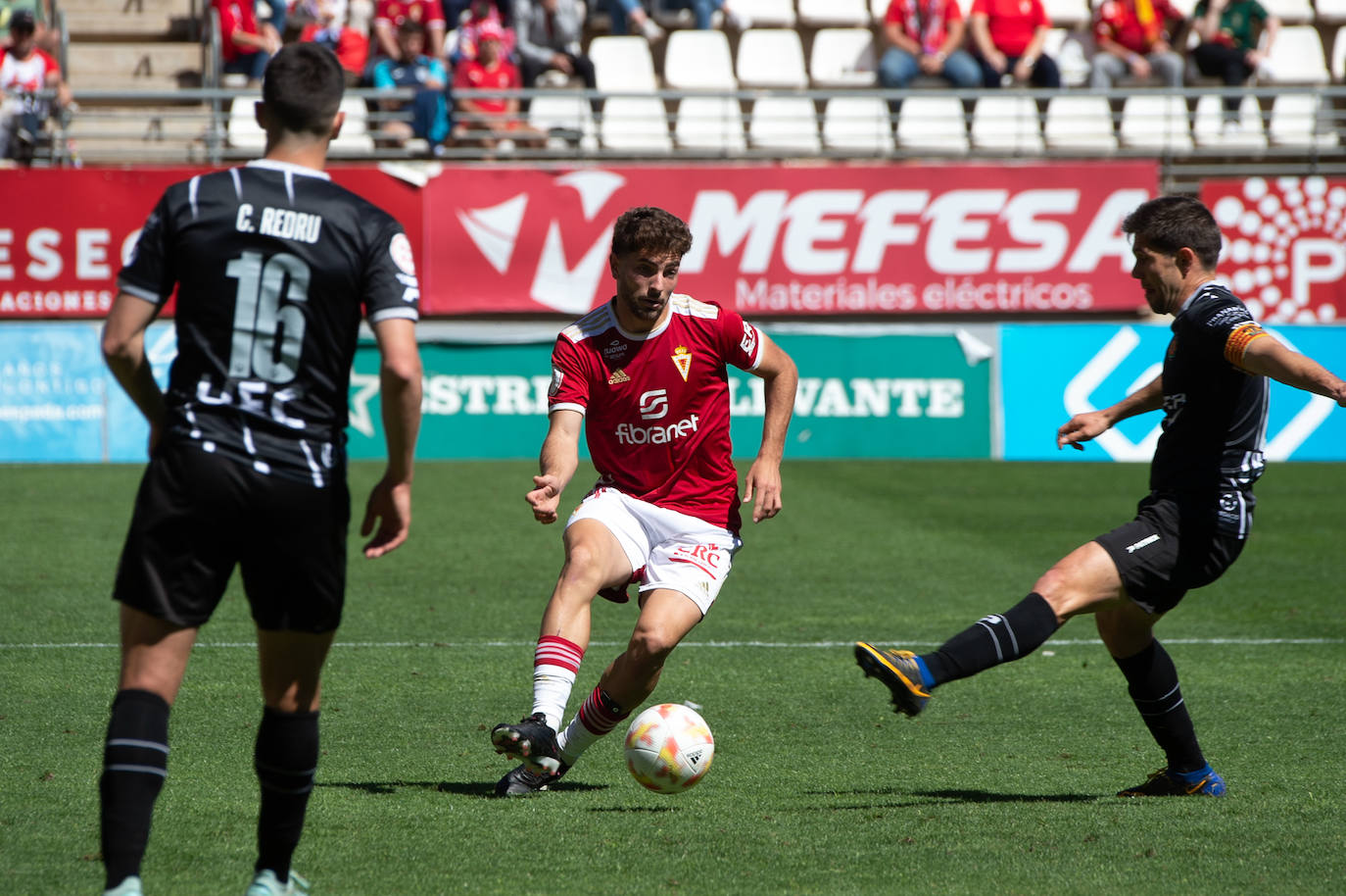 La victoria del Real Murcia frente al Cornellà, en imágenes