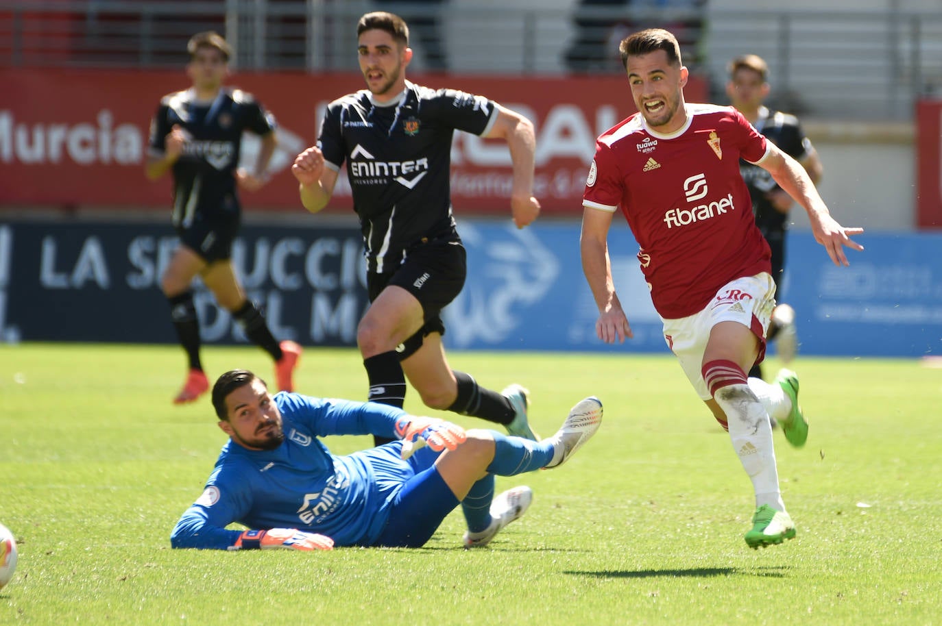 La victoria del Real Murcia frente al Cornellà, en imágenes