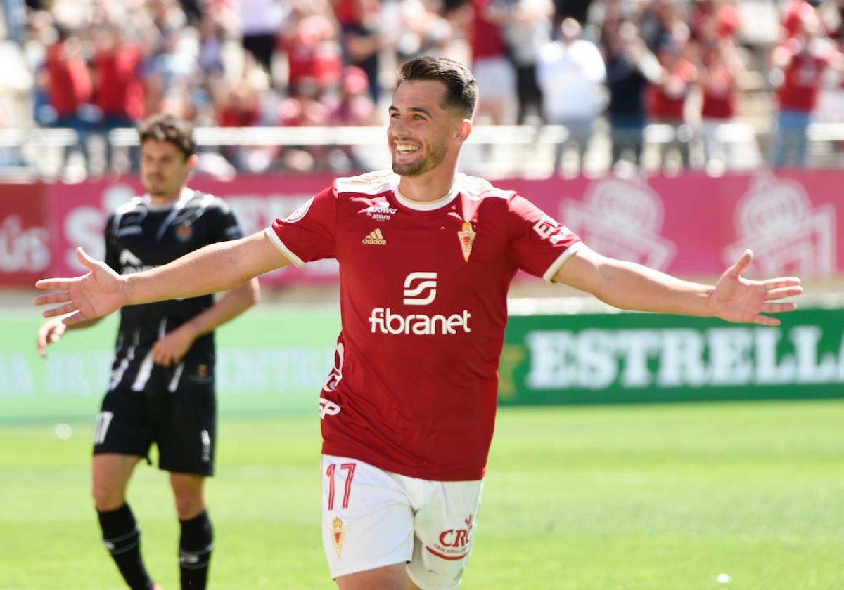 La victoria del Real Murcia frente al Cornellà, en imágenes