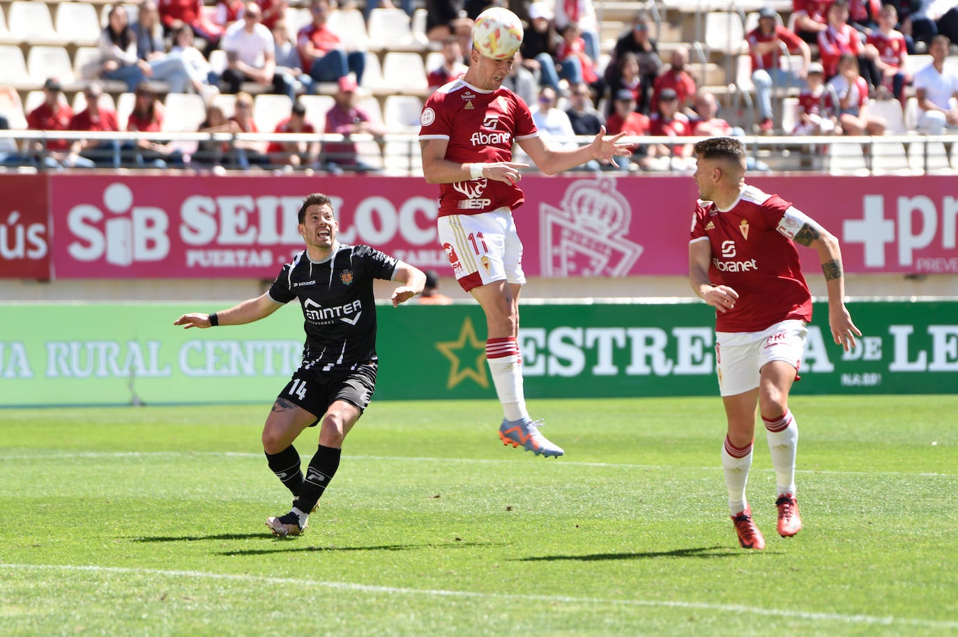 La victoria del Real Murcia frente al Cornellà, en imágenes