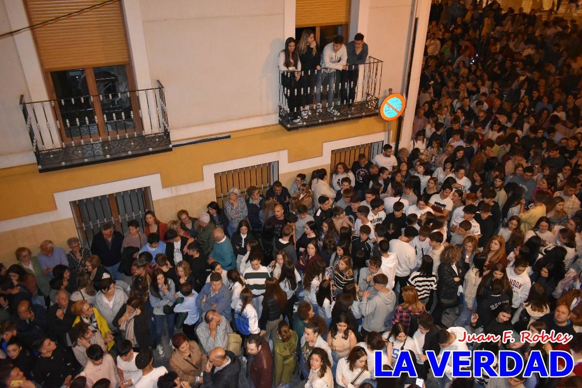 La procesión de la Virgen de los Dolores llena de recogimiento el casco antiguo de Caravaca
