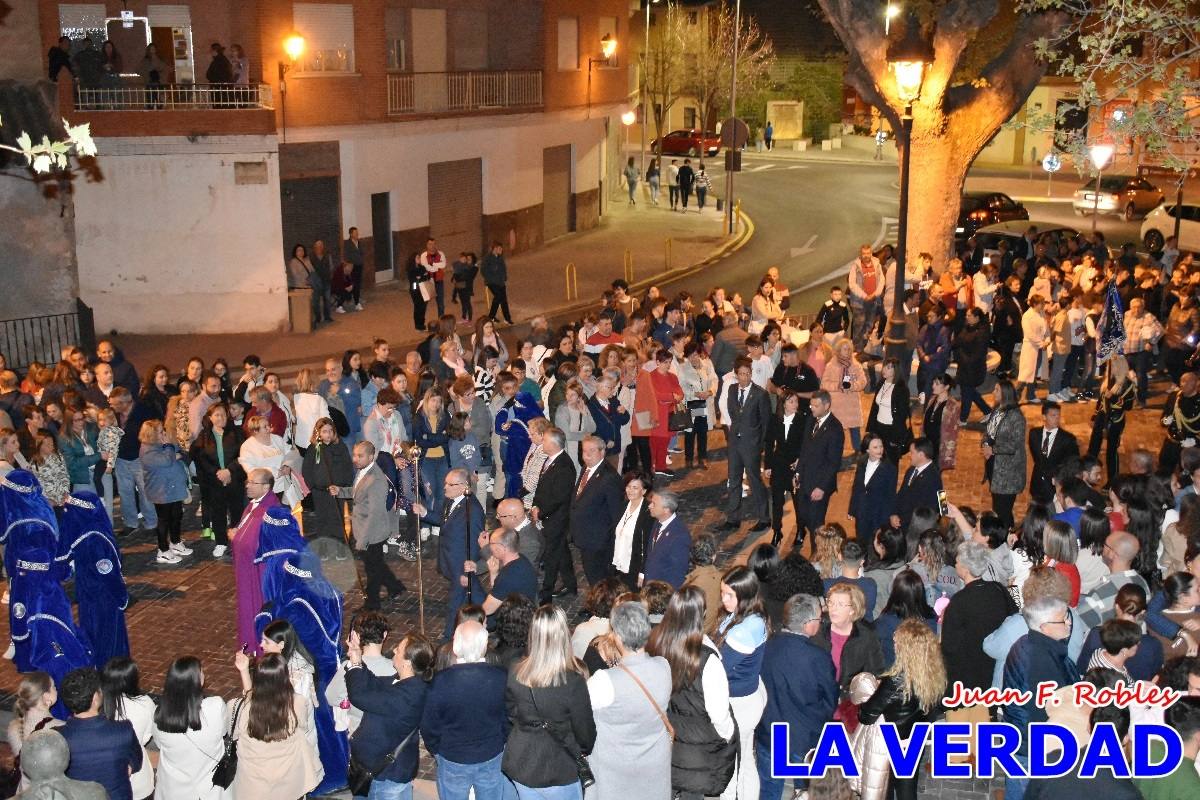 La procesión de la Virgen de los Dolores llena de recogimiento el casco antiguo de Caravaca